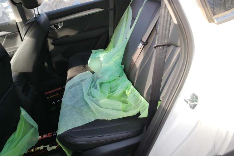 Used Wuling Asta 2022 2.0L DHT Electric Power Version Left Rear Seat