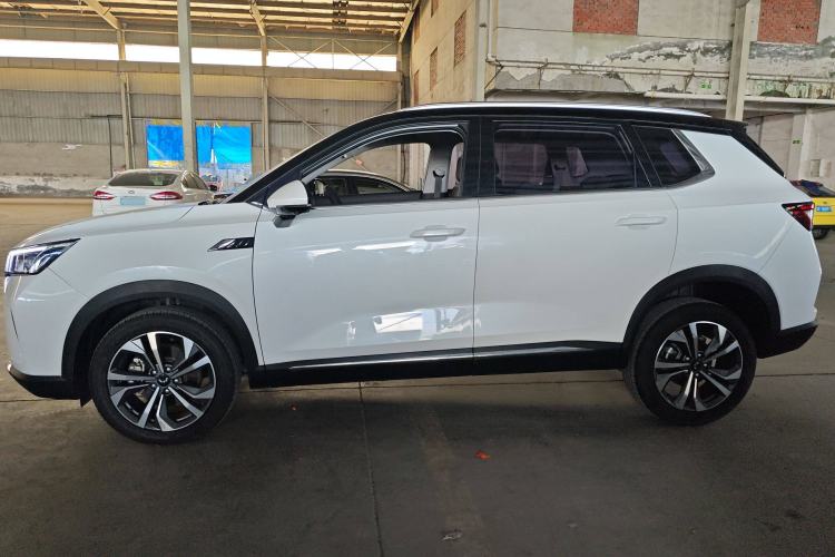 Used Wuling Asta 2022 2.0L DHT Electric-Speed Version Left Side