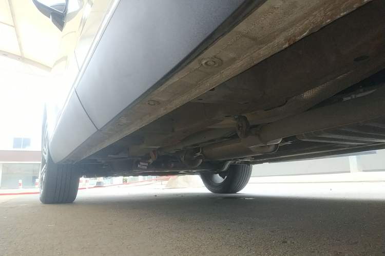 Used Wuling Asta 2022 2.0L DHT Electric Power Version Left Side Sill