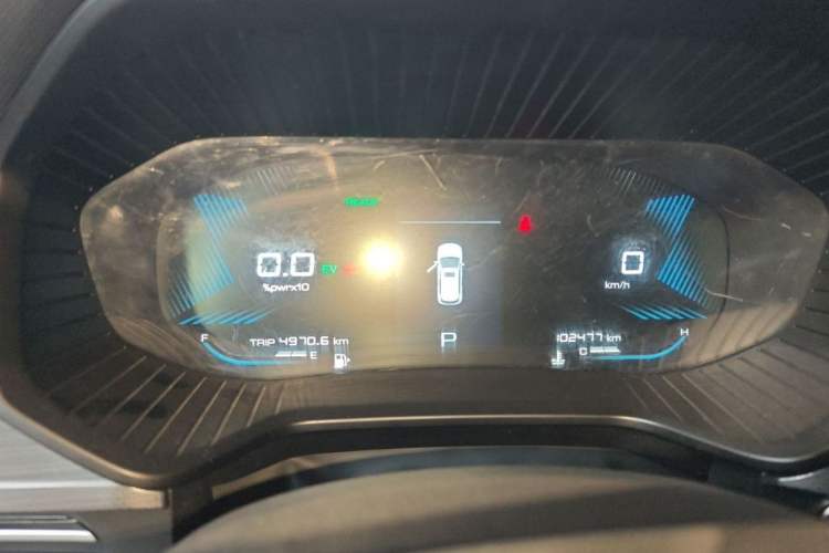 Used Wuling Asta 2022 2.0L DHT Electric Power Version Odometer Close Up