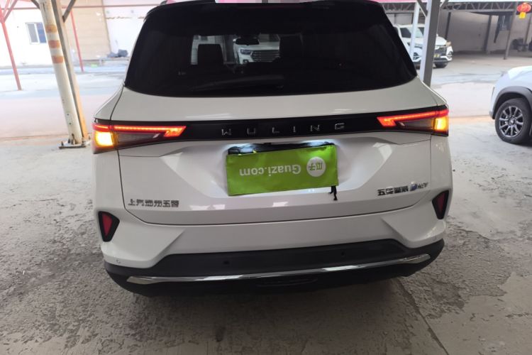 Used Wuling Asta 2022 2.0L DHT Electric-Speed Version Rear