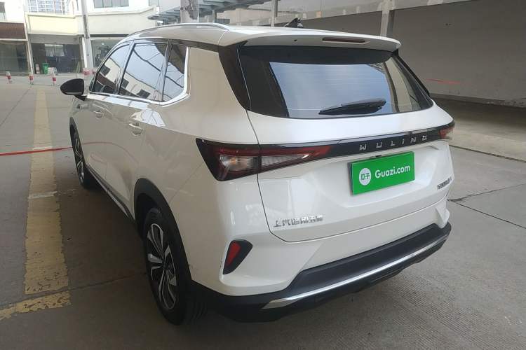 Used Wuling Asta 2022 2.0L DHT Electric Power Version Rear Left 45 Deg