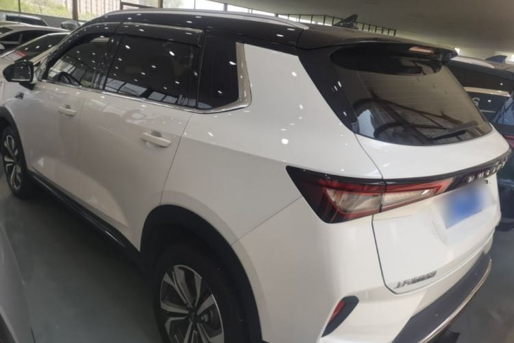 Used Wuling Asta 2022 2.0L DHT Electric-Speed Version Rear Left 45 Deg