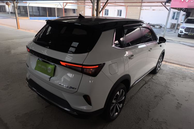 Used Wuling Asta 2022 2.0L DHT Electric-Speed Version Rear Right 45 Deg