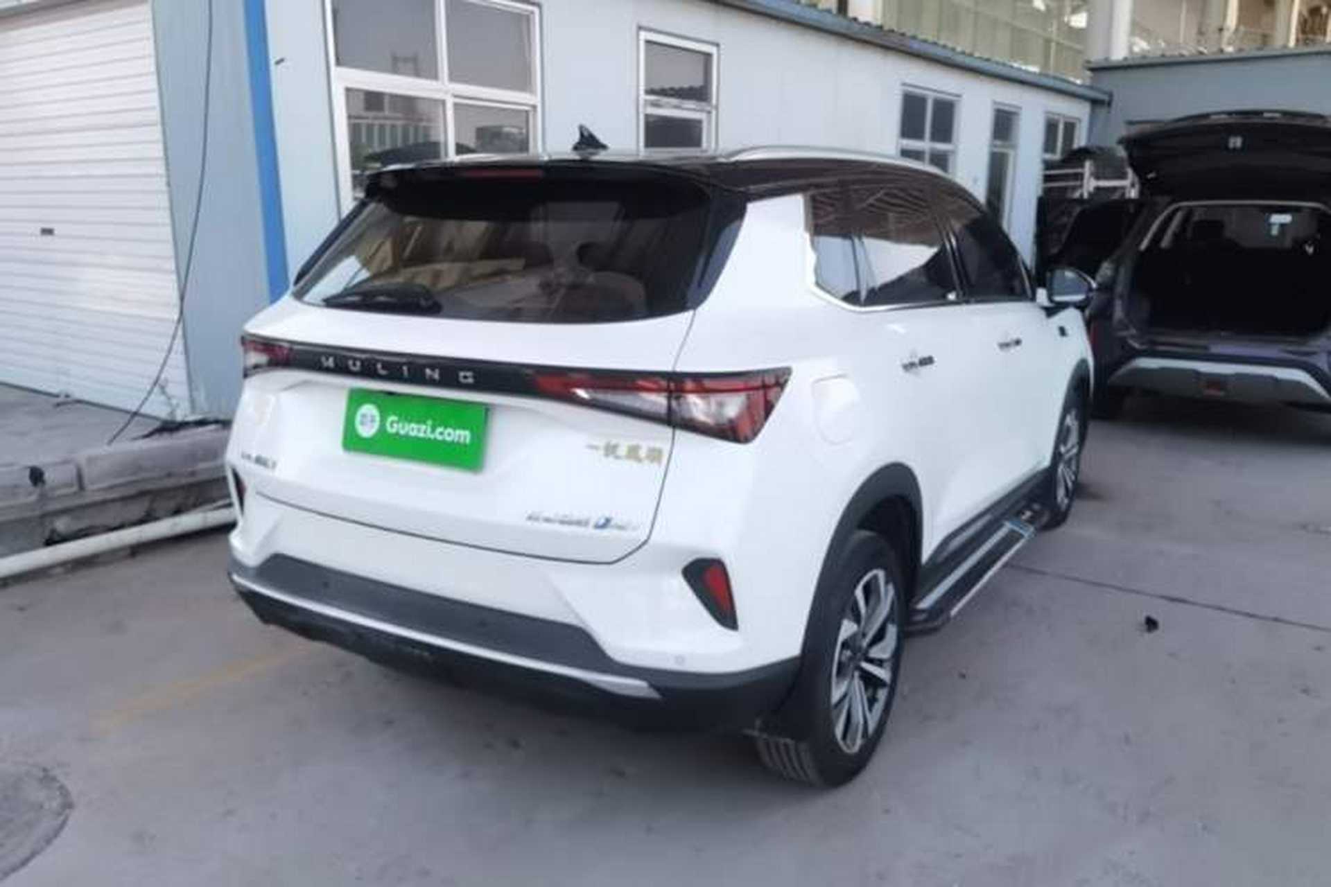 Used Wuling Asta 2022 2.0L DHT Electric-Speed Version Rear Right 45 Deg