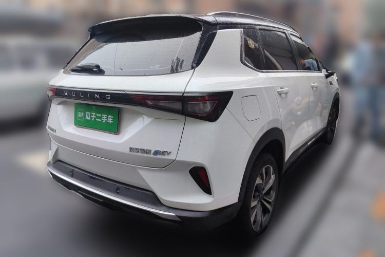 Used Wuling Asta 2022 2.0L DHT Electric-Speed Version Rear Right 45 Deg