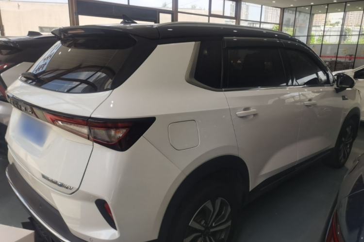 Used Wuling Asta 2022 2.0L DHT Electric-Speed Version Rear Right 45 Deg
