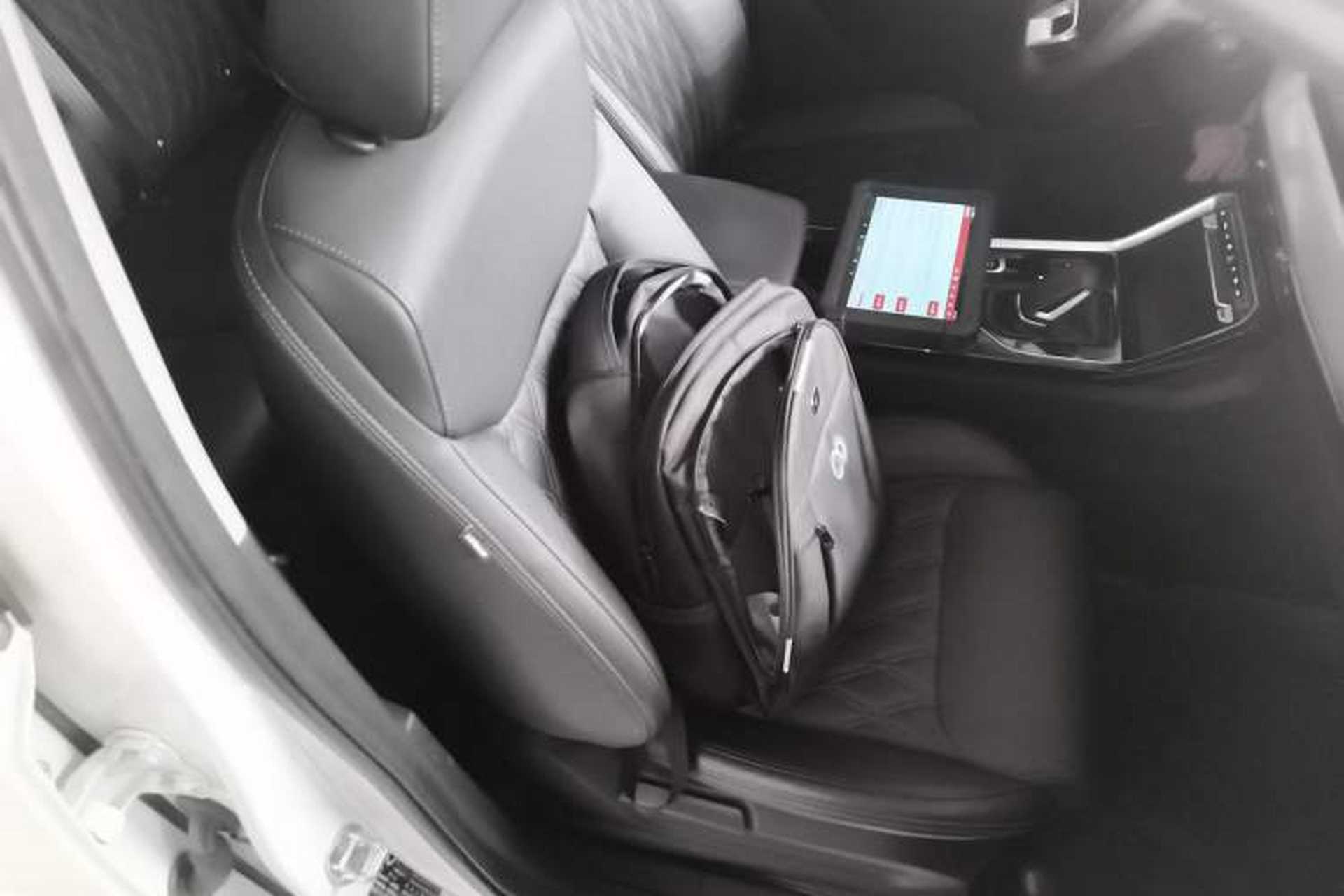Used Wuling Asta 2022 2.0L DHT Electric-Speed Version Right Front Seat