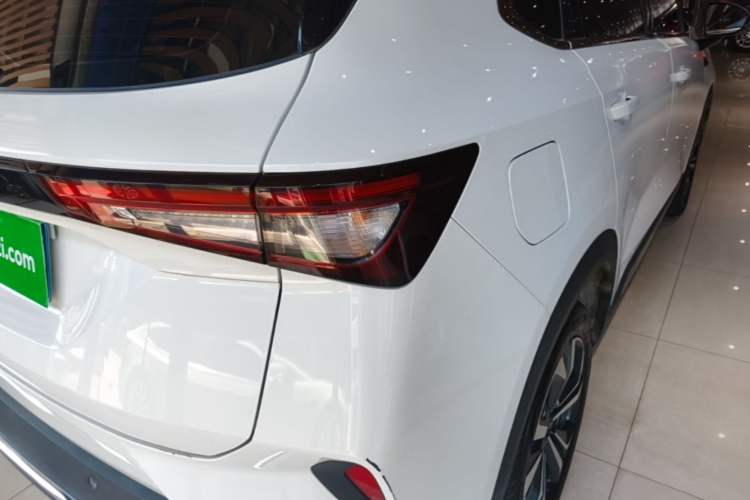 Used Wuling Asta 2022 2.0L DHT Electric-Speed Version Right Rear Taillight