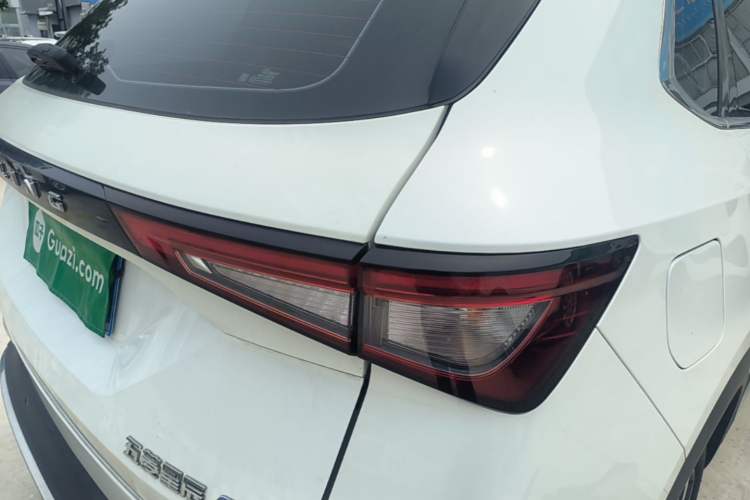 Used Wuling Asta 2022 2.0L DHT Electric-Speed Version Right Rear Taillight