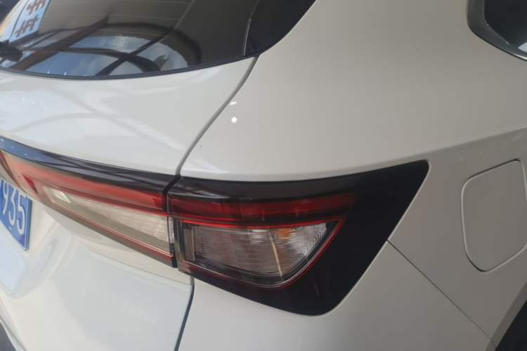 Used Wuling Asta 2022 2.0L DHT Electric-Speed Version Right Rear Taillight