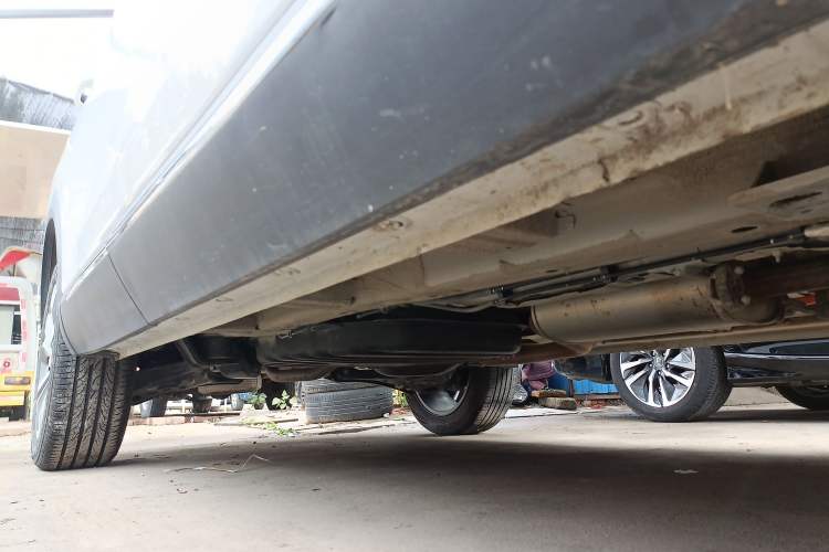 Used Wuling Asta 2022 2.0L DHT Electric-Speed Version Right Side Sill