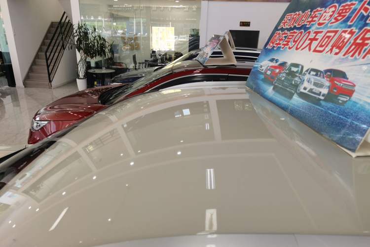 Used Wuling Asta 2022 2.0L DHT Electric Power Version Roof