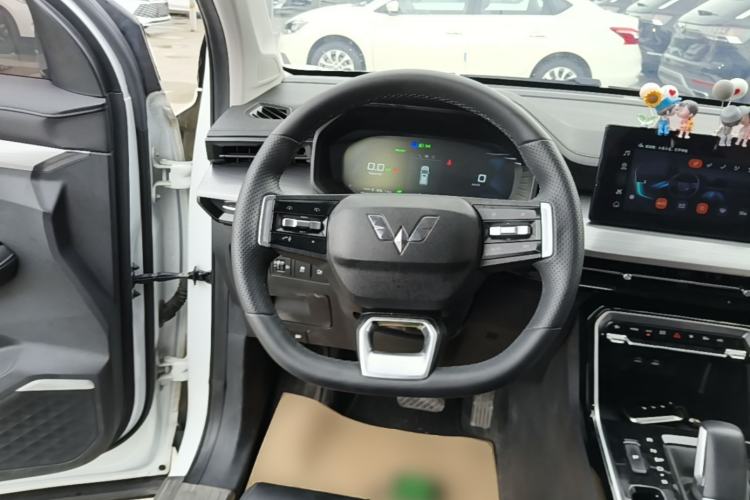 Used Wuling Asta 2022 2.0L DHT Electric-Speed Version Steering Wheel
