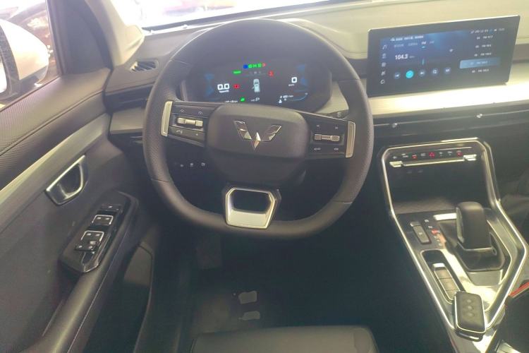 Used Wuling Asta 2022 2.0L DHT Electric-Speed Version Steering Wheel