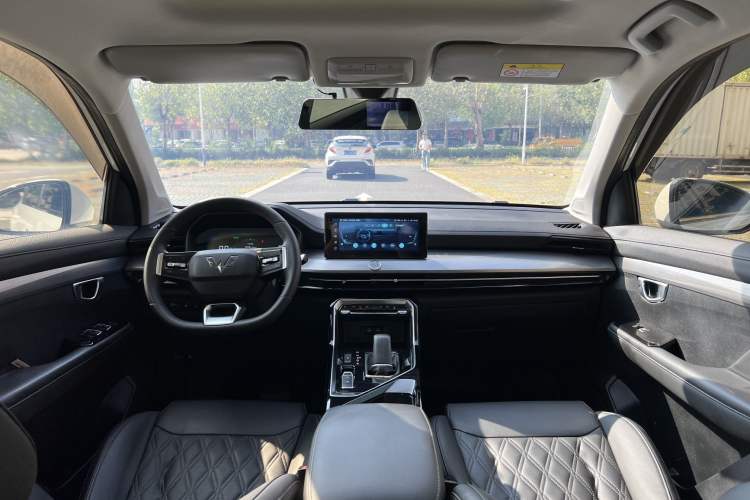 Used Wuling Asta 2022 2.0L DHT Electric-Speed Version Steering Wheel