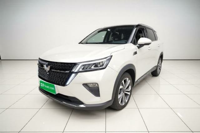 Used Wuling Asta 2022 2.0L DHT Electric-Speed Version