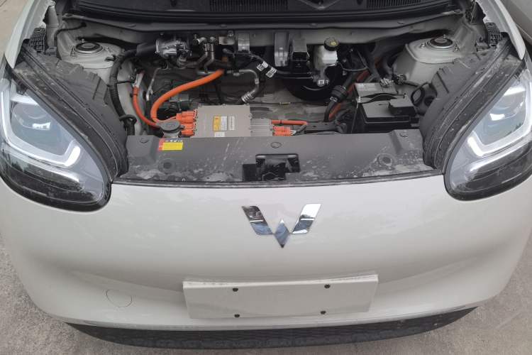 Used Wuling Bingo 2024 203km Light Edition Engine Bay