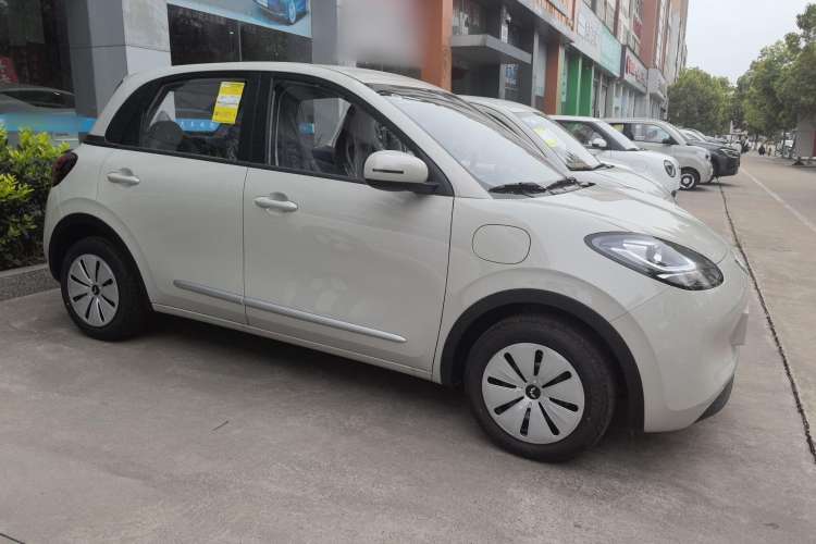 Used Wuling Bingo 2024 203km Light Edition Exterior 2