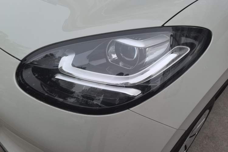 Used Wuling Bingo 2024 203km Light Edition Left Front Headlight