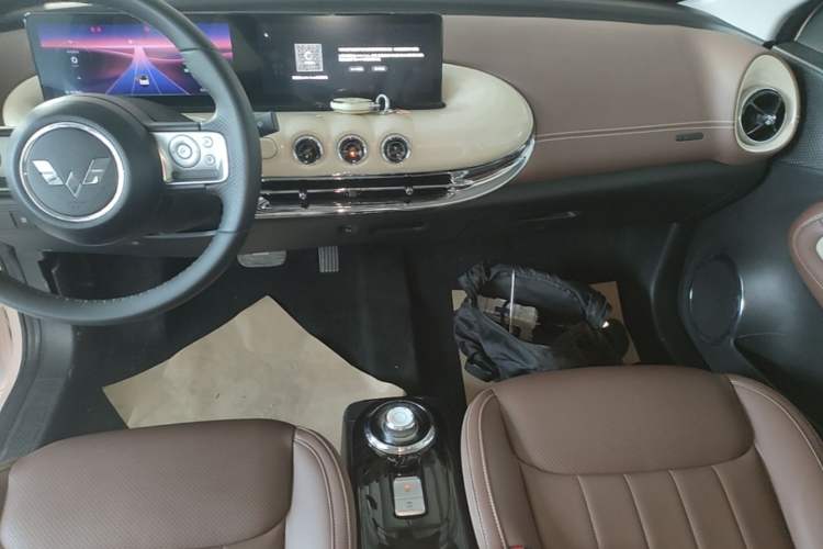 Used Wuling Bingo 2023 410 km Lingxi Deluxe Edition Audio And AC Panel