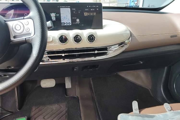 Used Wuling Bingo 2023 333 km Lingxi Connected Version Audio And AC Panel