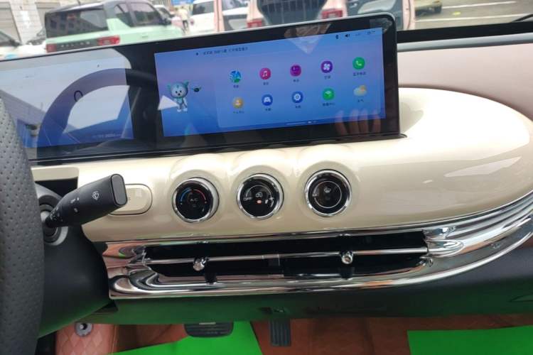 Used Wuling Bingo 2023 333 km Lingxi Connected Version Audio And AC Panel