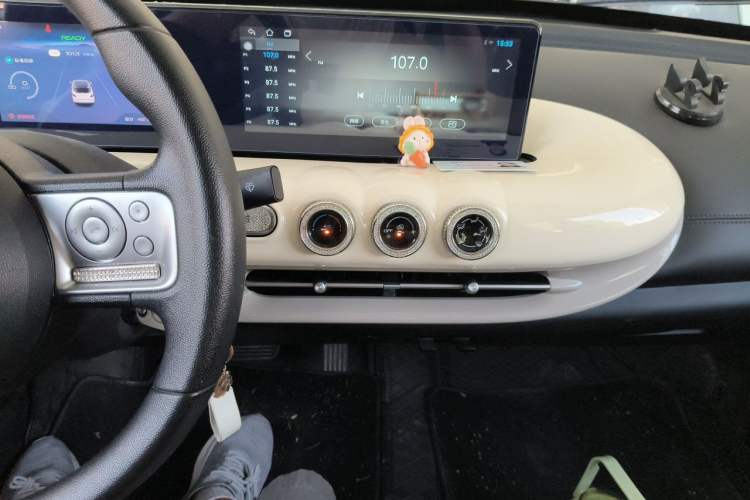 Used Wuling Bingo 2023 333 km Fast-Share Version Audio And AC Panel