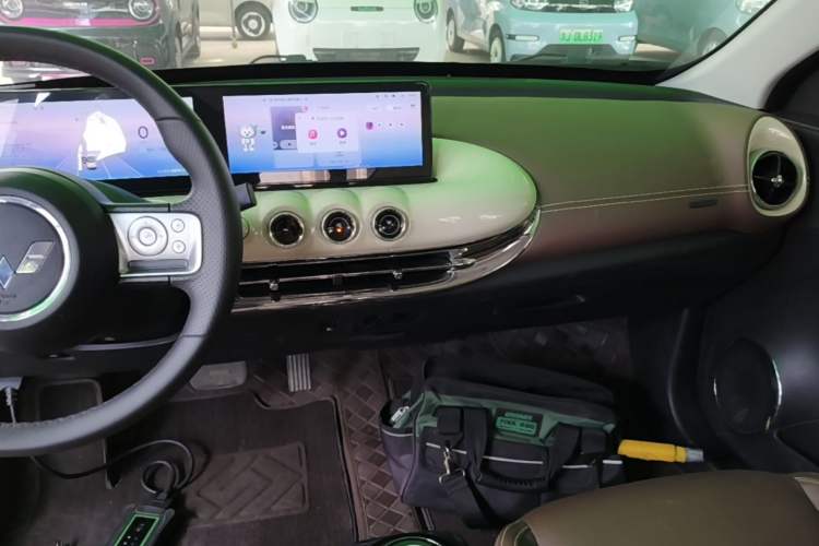 Used Wuling Bingo 2023 333 km Lingxi Connected Version Audio And AC Panel