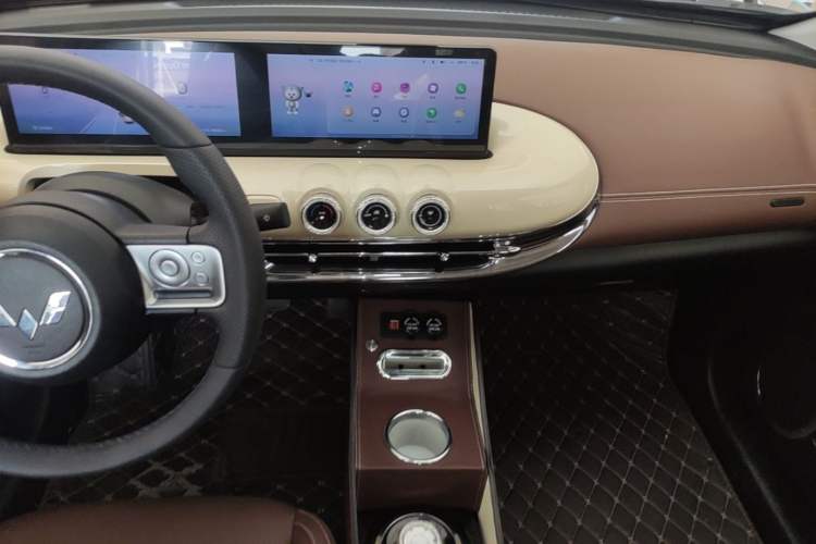Used Wuling Bingo 2023 333 km Lingxi Connected+ Version Audio And AC Panel