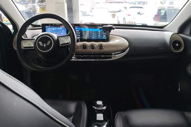 Used Wuling Bingo 2023 333 km Enjoyment Version Center Console