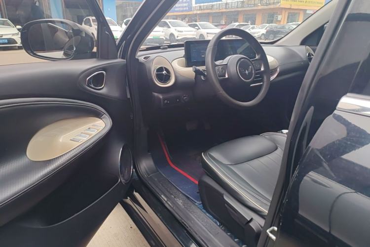 Used Wuling Bingo 2023 333 km Enjoyment Version Driver Seat