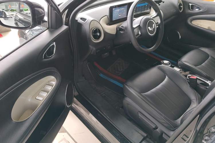 Used Wuling Bingo 2023 333 km Enjoyment Version Driver Seat