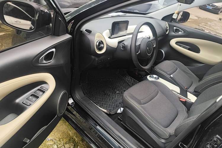 Used Wuling Bingo 2023 203km Light Edition Driver Seat