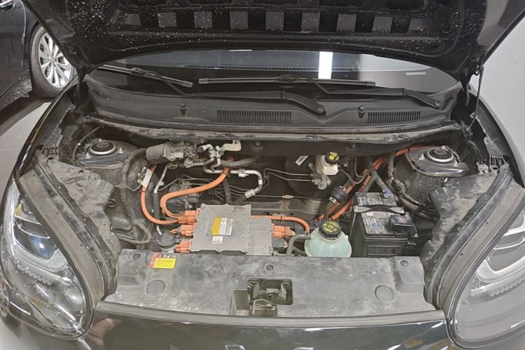 Used Wuling Bingo 2023 333 km Lingxi Connected+ Version Engine Bay