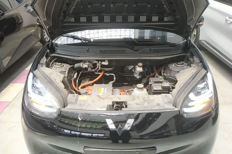 Used Wuling Bingo 2023 333 km Lingxi Connected+ Version Engine Bay