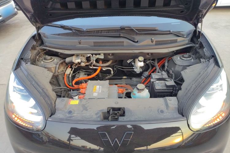 Used Wuling Bingo 2023 333 km Lingxi Connected Version Engine Bay
