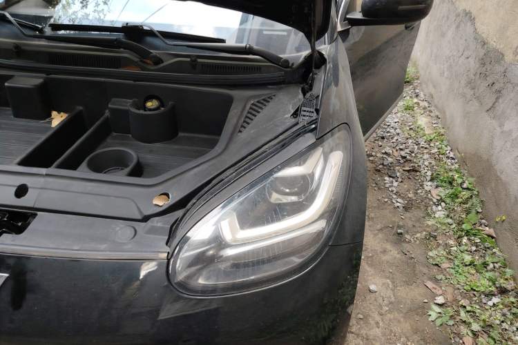Used Wuling Bingo 2023 203km Light Edition Engine Bay Left