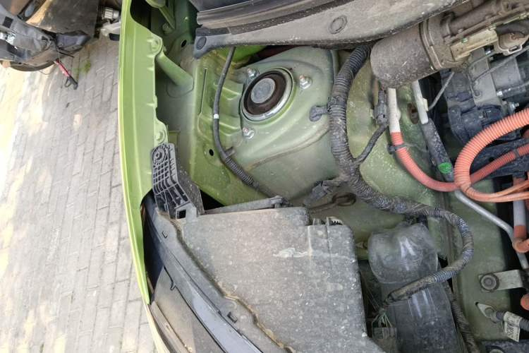 Used Wuling Bingo 2023 333 km Enjoyment Version Engine Bay Right