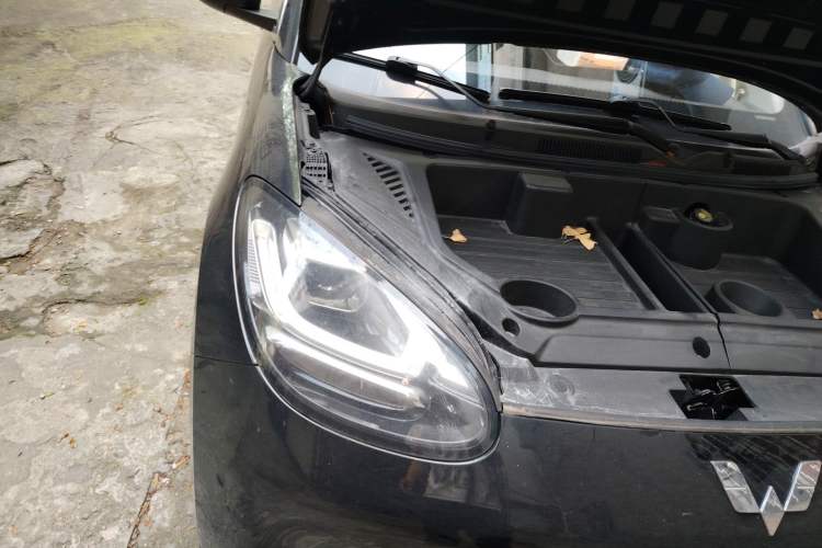 Used Wuling Bingo 2023 203km Light Edition Engine Bay Right