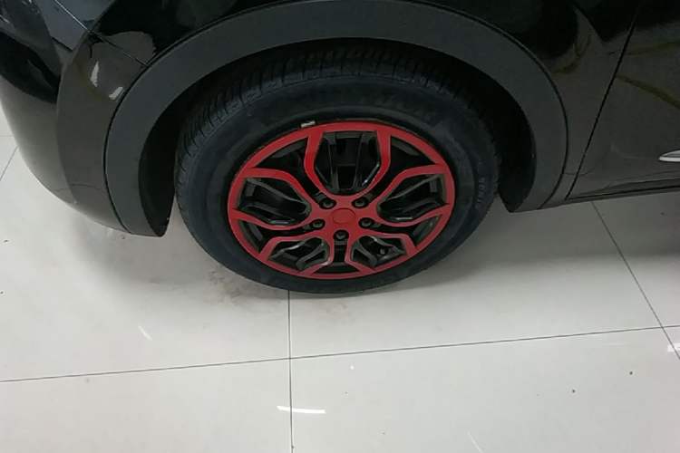 Used Wuling Bingo 2023 333 km Enjoyment Version Exterior 4