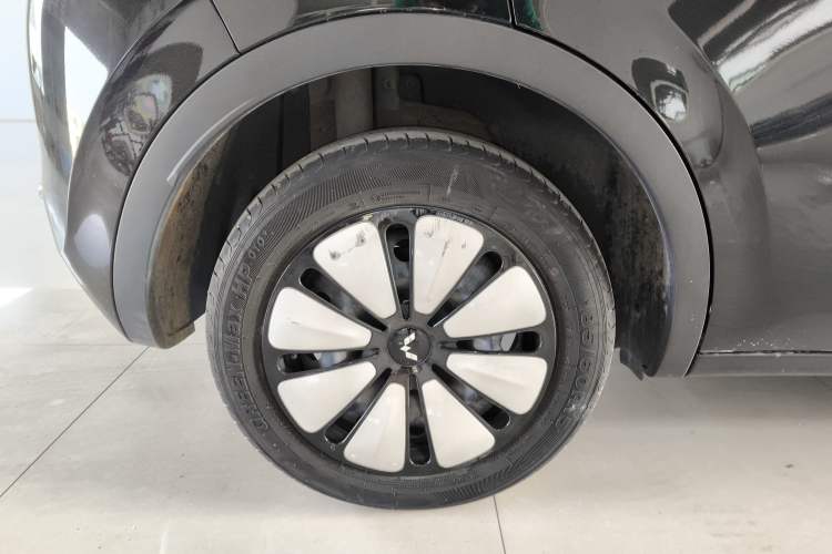 Used Wuling Bingo 2023 333 km Enjoyment Version Exterior 8