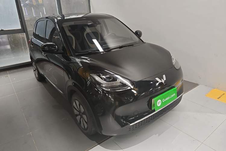 Used Wuling Bingo 2023 333 km Lingxi Connected+ Version Front Right 45 Deg
