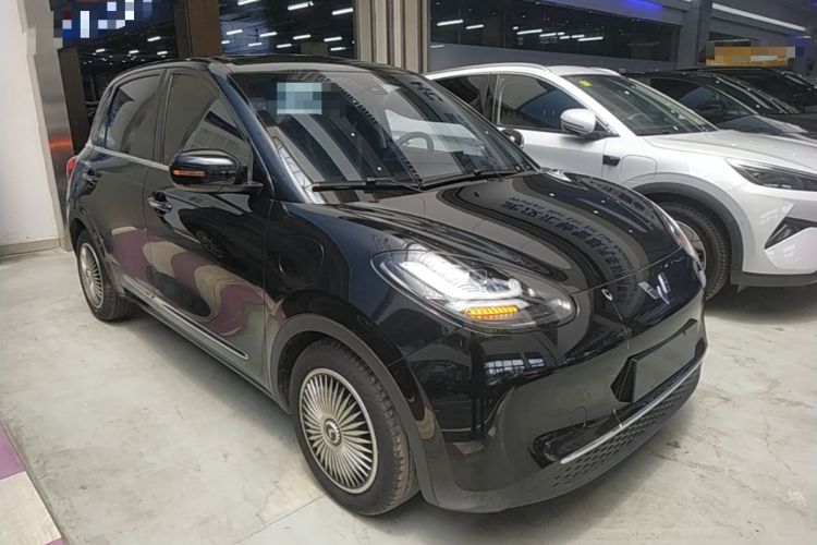 Used Wuling Bingo 2023 333 km Lingxi Connected+ Version Front Right 45 Deg