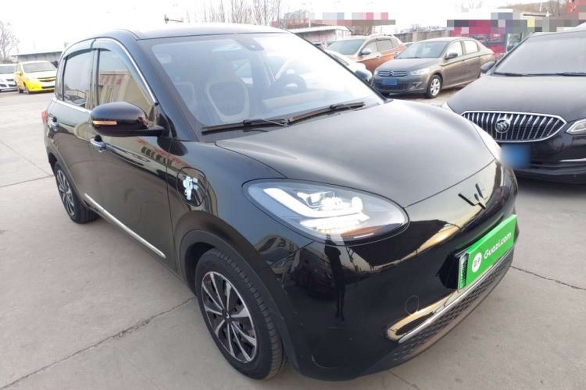 Used Wuling Bingo 2023 333 km Lingxi Connected Version Front Right 45 Deg