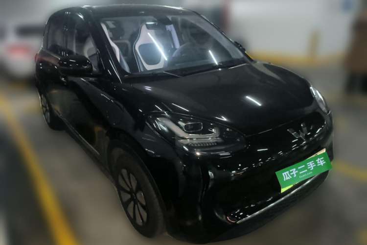 Used Wuling Bingo 2023 333 km Lingxi Connected Version Front Right 45 Deg
