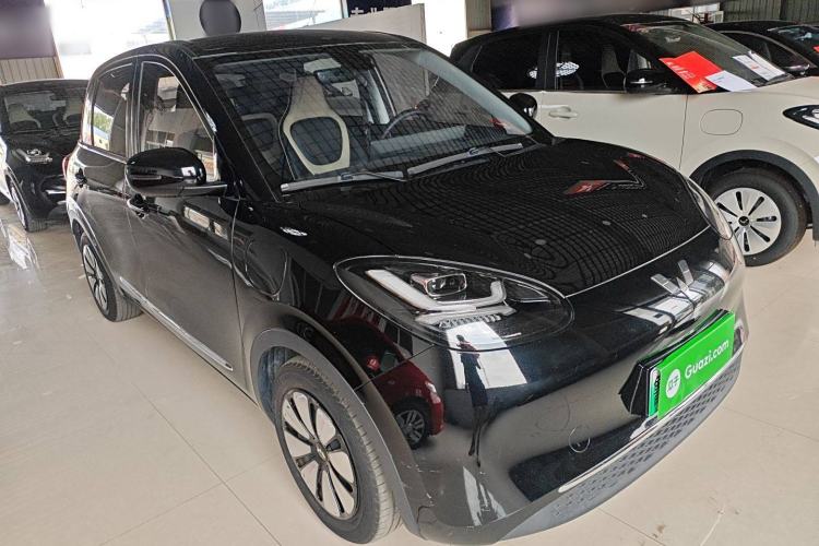 Used Wuling Bingo 2023 333 km Lingxi Connected Version Front Right 45 Deg