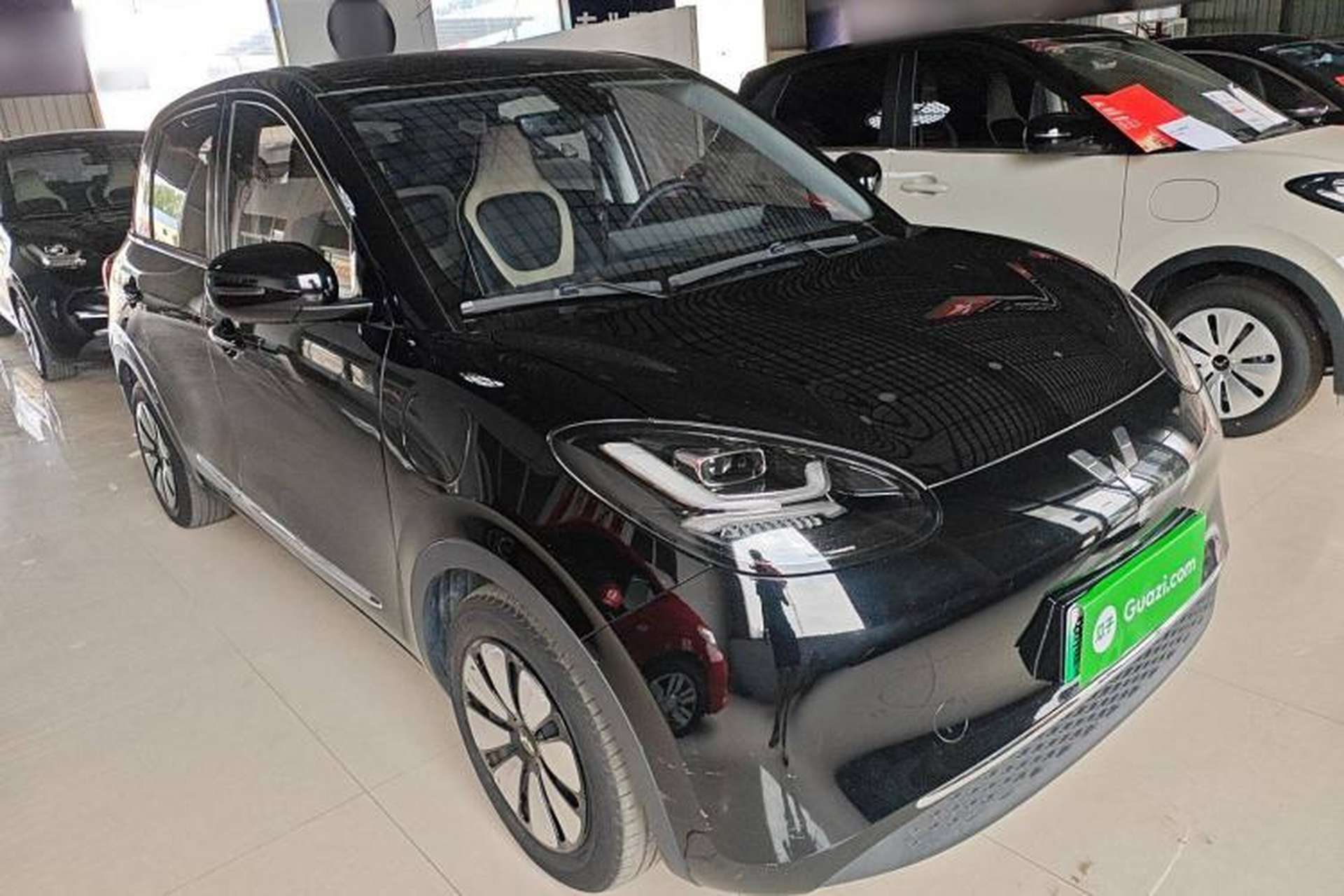 Used Wuling Bingo 2023 333 km Lingxi Connected Version Front Right 45 Deg