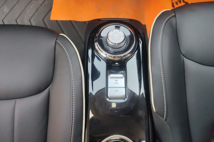 Used Wuling Bingo 2023 333 km Enjoyment Version Gear Lever