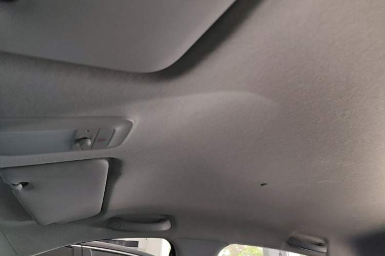 Used Wuling Bingo 2023 203km Light Edition Headliner